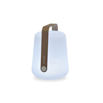 Lampe nomade Balad en plastique muscade - H. 38xD.